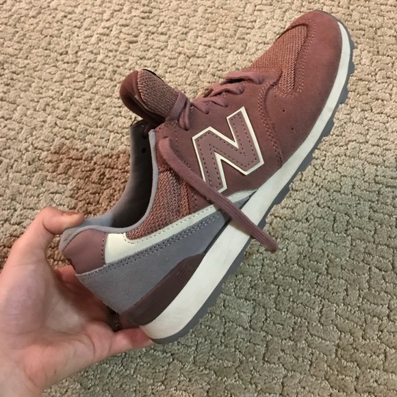 New Balance Sneakers - Picture 4 of 4